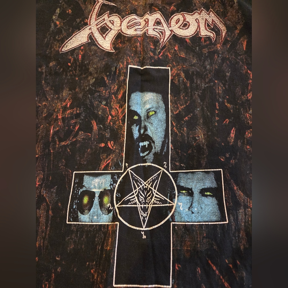 ☠️VENOM - WAR AGAINST CHRIST - VINTAGE / ALTERED -  SEE MEASUREMENTS